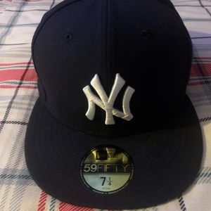 New Era 59 FTY hat Like New Sz 1/4